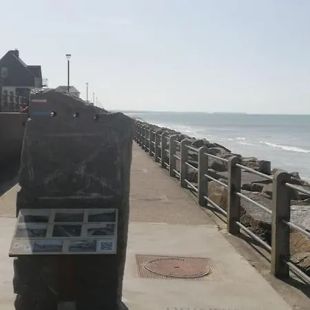 Le Courlis, à Deux Minutes De La *