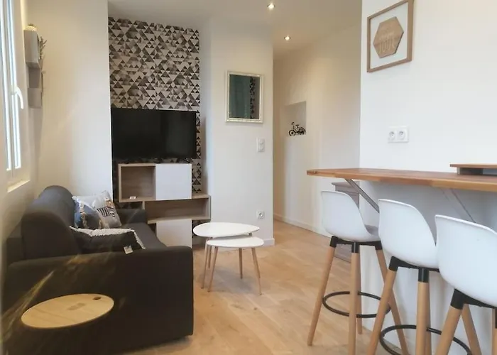 Le Courlis, A Deux Minutes De La *