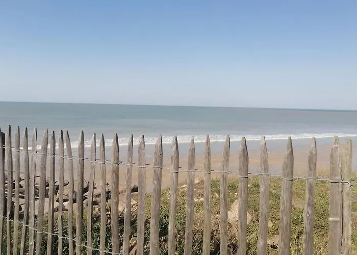 Le Courlis, A Deux Minutes De La *